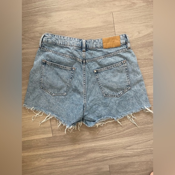 Y2K vintage high waisted distressed blue denim shorts - Picture 3 of 3